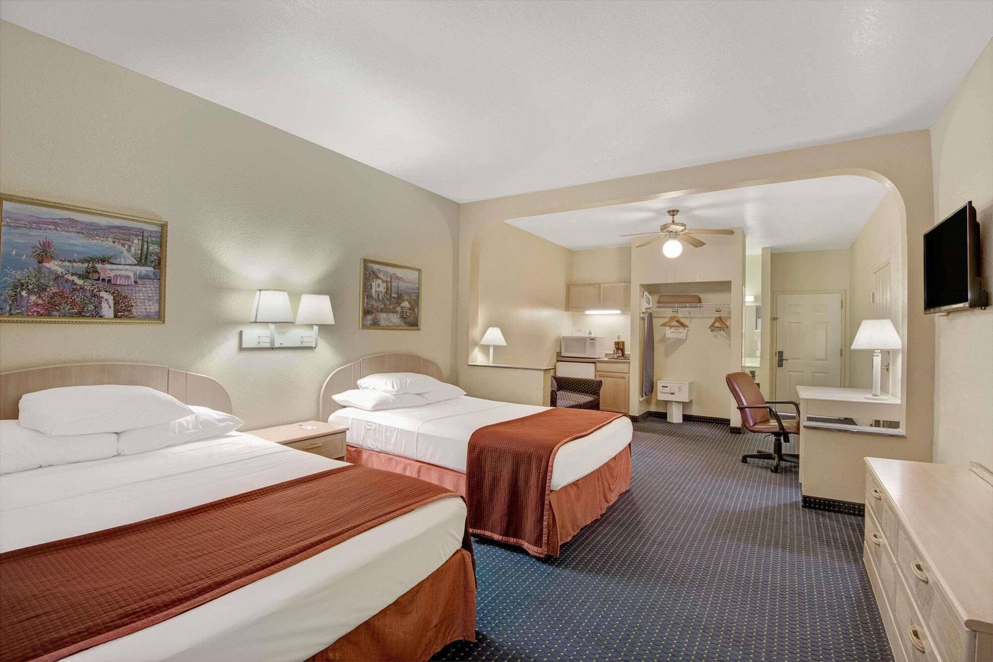 Howard Johnson By Wyndham San Antonio Hotel & Suites Ngoại thất bức ảnh